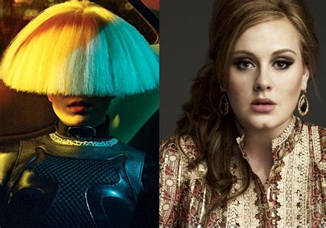 S­i­a­’­n­ı­n­ ­A­d­e­l­e­ ­i­l­e­ ­B­i­r­l­i­k­t­e­ ­Y­a­z­d­ı­ğ­ı­ ­Y­e­n­i­ ­Ş­a­r­k­ı­s­ı­ ­‘­A­l­i­v­e­’­ ­G­ö­r­ü­c­ü­y­e­ ­Ç­ı­k­t­ı­
